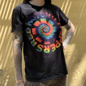 Red Hot Chili Peppers Graphic Tee Size Large
